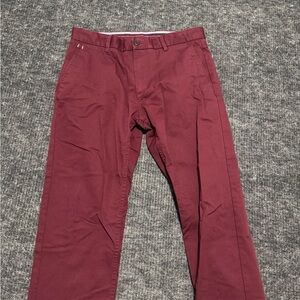 Zara Men's Burgundy Straight-Leg Chinos